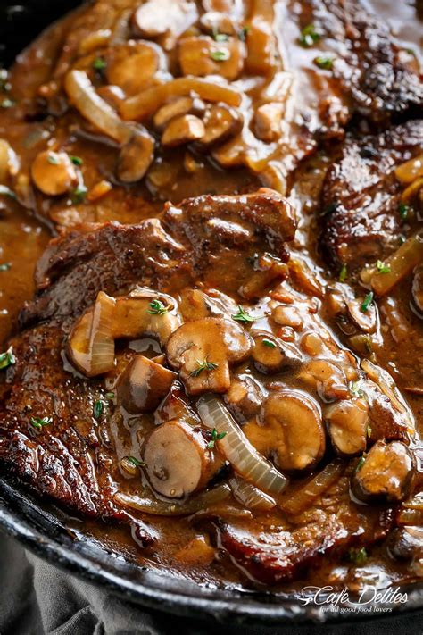 Steaks With Mushroom Gravy - Cafe Delites