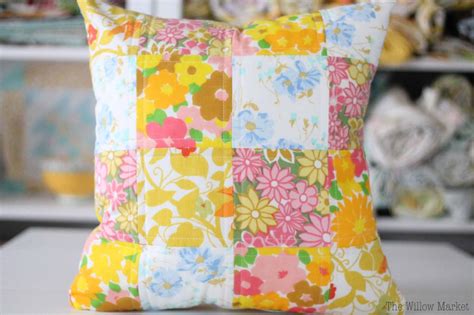 How to Sew a Quilted Patchwork Pillow Cover – The Willow Market