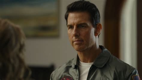 At The Time of The Top Gun Movie? How Old Was Tom Cruise? - The Hub