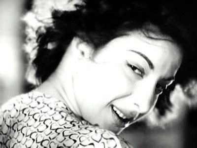 Hot and Cool: Nargis Dutt