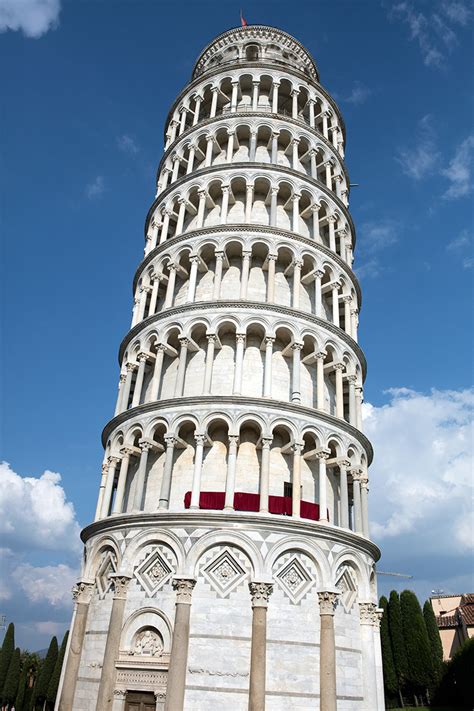 Italy Day 10: Pisa, The Leaning Tower, and that’s about it – The Z-Issue