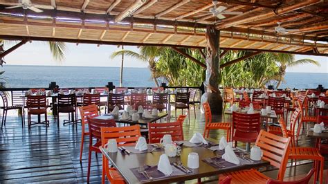 “HS HOTSSON HOTEL ACAPULCO - Restaurantes.”