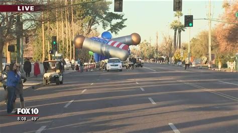 Big crowds at Fiesta Bowl Parade | FOX 10 Phoenix