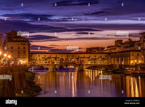 Ponte Vecchio (the "old bridge") from the Ponte alle Grazie, Florence ...