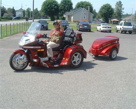 TrekkerTrailer.com » Motorcycle Honda Goldwing trike trailer