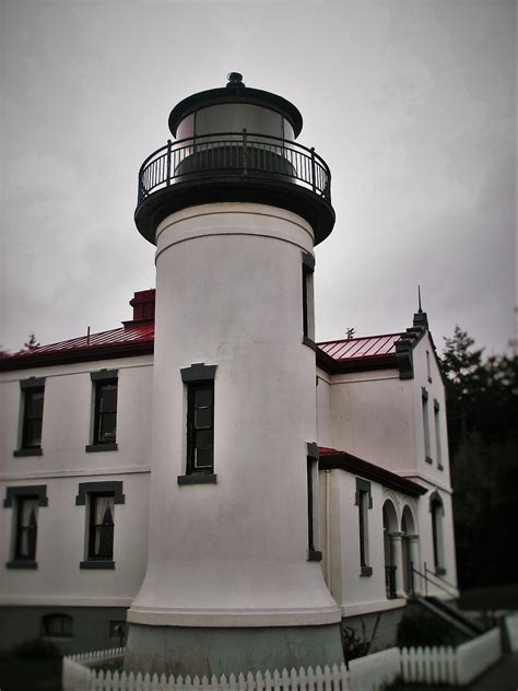 Admiralty Head Lighthouse Whidbey Island Washington 2 - 2TravelDads