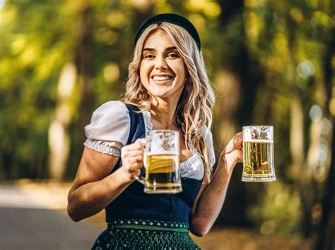 Oktoberfest: 3 coole Make-up Looks, die zu jedem Dirndl passen