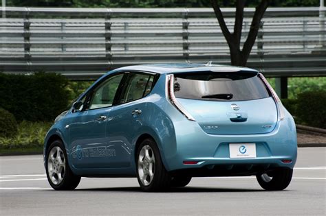 Nissan to drive sales of leaf electric car