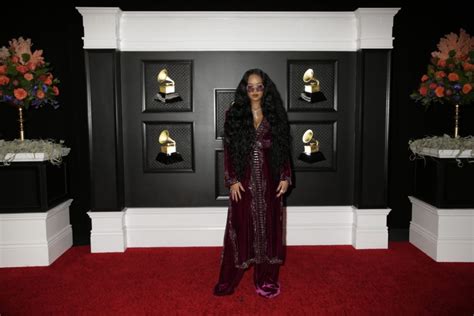 H.E.R.'s "I Can't Breathe" Earns Grammy Award For Song Of The Year