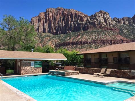 The 12 Best Hotels Near Zion National Park – Wandering Wheatleys