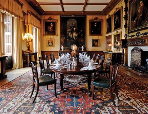 A Visit to the Real Downton Abbey - TeaTime Magazine | Interiores de casa victoriana, Downton ...