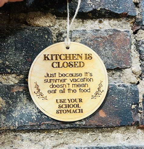 Kitchen is Closed Hanging Sign or Magnet – homesteadimprints