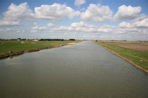 River Welland © Richard Croft cc-by-sa/2.0 :: Geograph Britain and Ireland