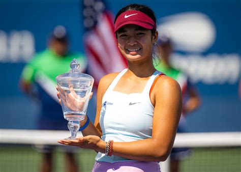 Alex Eala wins US Open girls crown, first Filipino to capture singles ...