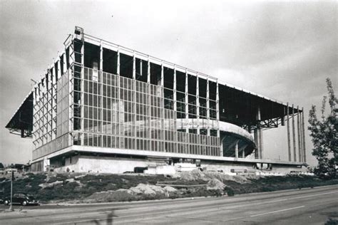 Visions of Memorial Coliseum from the city archives [updated] - Portland Architecture