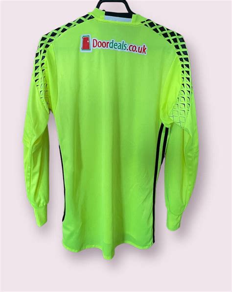 Sheffield United 2016-17 GK 1 Kit