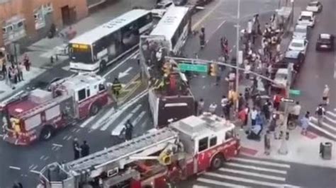 US Bus Accident: न्यूयॉर्क में दो बसों में भीषण टक्कर, 80 लोग हुए जख्मी ...