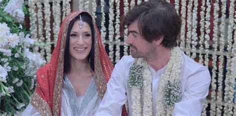 Fatima Bhutto ties the knot