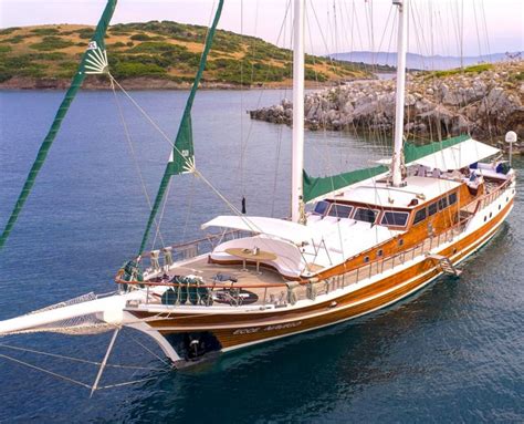 Luxury small-ship cruise the Greek islands (Updated)