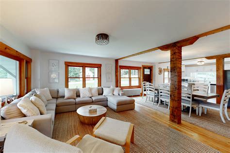 Okemo Vacation Rentals, Condo Rentals | Vacasa