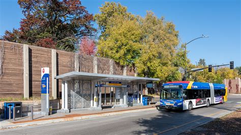 On the Go: The METRO Orange Line — ENTER