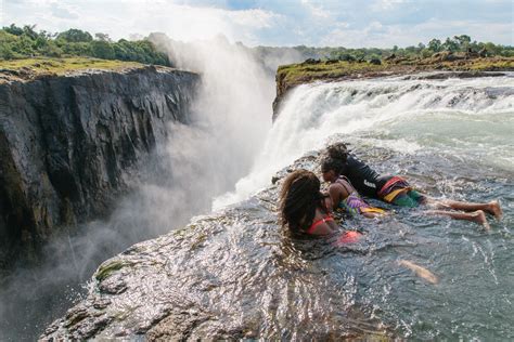 VISITING THE DEVIL’S POOL, VICTORIA FALLS: EVERYTHING YOU NEED TO KNOW