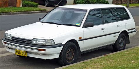 File:1991 Toyota Camry (SV21) Spirit station wagon (2010-09-19) 01.jpg - Wikimedia Commons