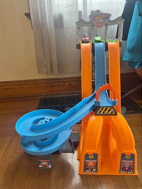 Little Tikes Cars for sale in Chasetown, Ohio | Facebook Marketplace