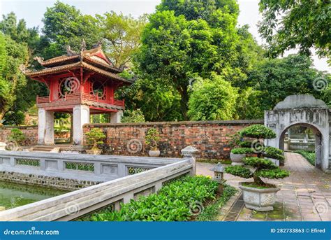 The Khue Van Pavilion of the Temple of Literature, Hanoi Stock Image - Image of building ...