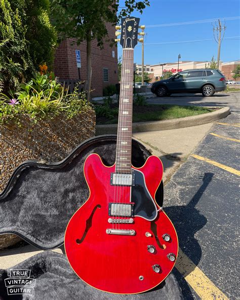 Gibson ES-335 1963 in Chicago, Illinois – True Vintage Guitar