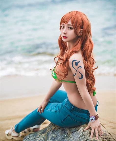 Sexy Nami Cosplay In One Piece