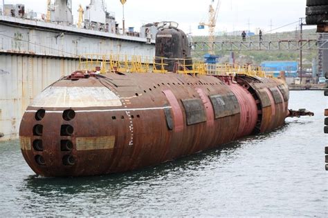 Russia's First Nuclear Submarines Had a Big Problem: Little Radiation ...