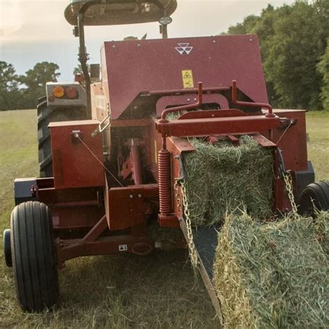 2600H Series Utility Tractors | Massey Ferguson