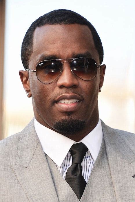 Sean Combs Height, Weight, Age, Girlfriend, Family, Biography