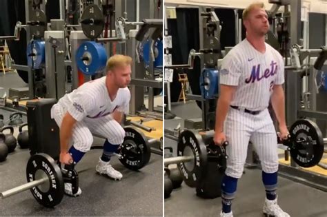 Pete Alonso deadlifts in full uniform in between Home Run Derby rou...