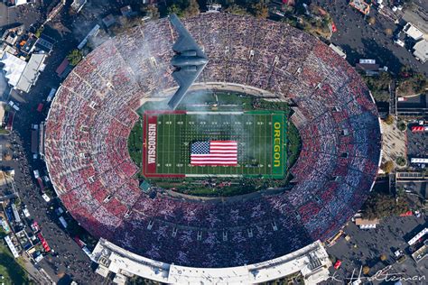 Check out this aerial photo of the B-2 bomber flyover at the 2020 Rose Bowl