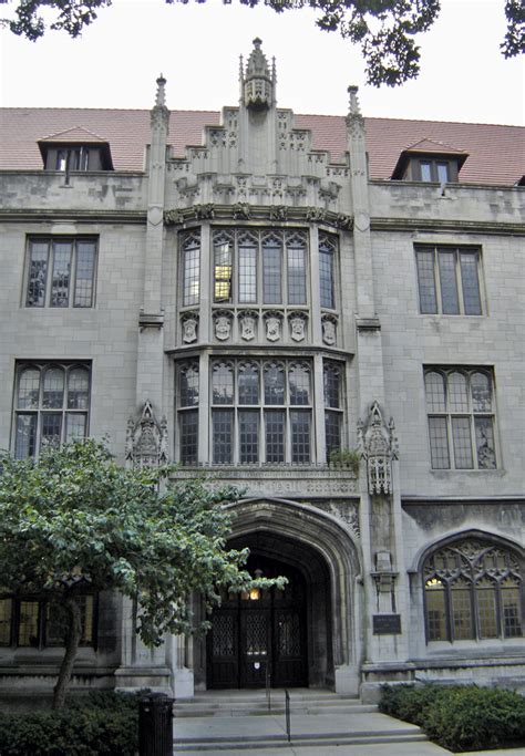 Neo Gothic Buildings at the University of Chicago - Travel Photos by ...