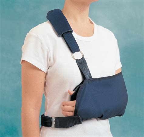 Rolyan Deluxe Shoulder Immobiliser Sling | Murrays.ie