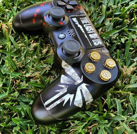 Custom Hand Painted the Last of Us Custom PS4 Controller - Etsy