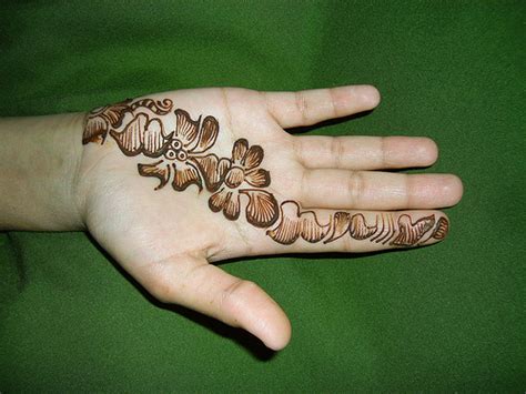 simple arabic mehndi designs for left hand |Mehndi Designs