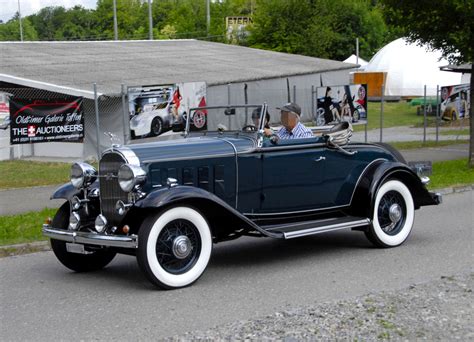 Motorfahrzeuge: Buick Serie 50 Roadster (1932)