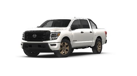 2024 Nissan Titan/Titan XD | Country Club Nissan