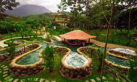 Arenal Volcano Hotels - Volcano Lodge & Springs in La Fortuna