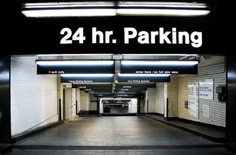 Parking Garage Tips and Scams to Avoid in New York City