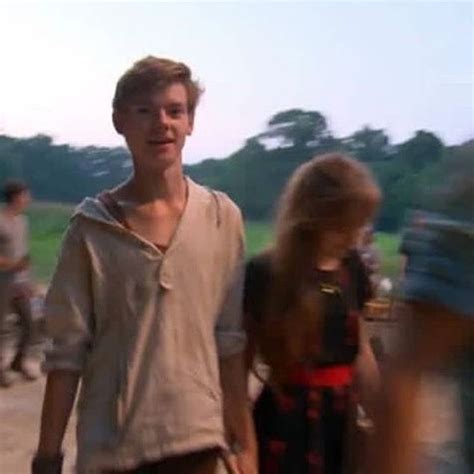 Thomas Brodie-Sangster as Newt in "The Maze Runner" - behind the scenes | Maze runner funny ...