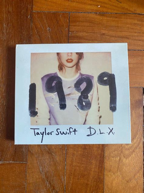 Taylor Swift 1989 Deluxe edition, Hobbies & Toys, Music & Media, CDs ...