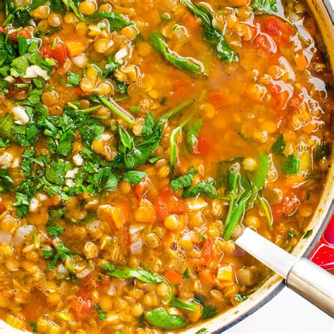 Lentil Spinach Soup {Easy Italian Recipe} - iFoodReal.com