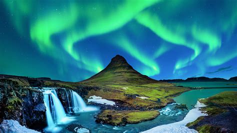 Everything you need to know about the Northern Lights in Iceland!