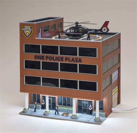 O gauge One Police Plaza from Menards | Classic Toy Trains Magazine