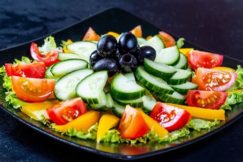 Raw vegetables based salad - Creative Commons Bilder